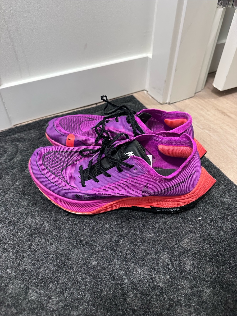 Nike Women's Purple and Coral Athletic Running Shoes